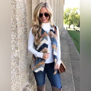 NWOT Pink Lily faux fur vest